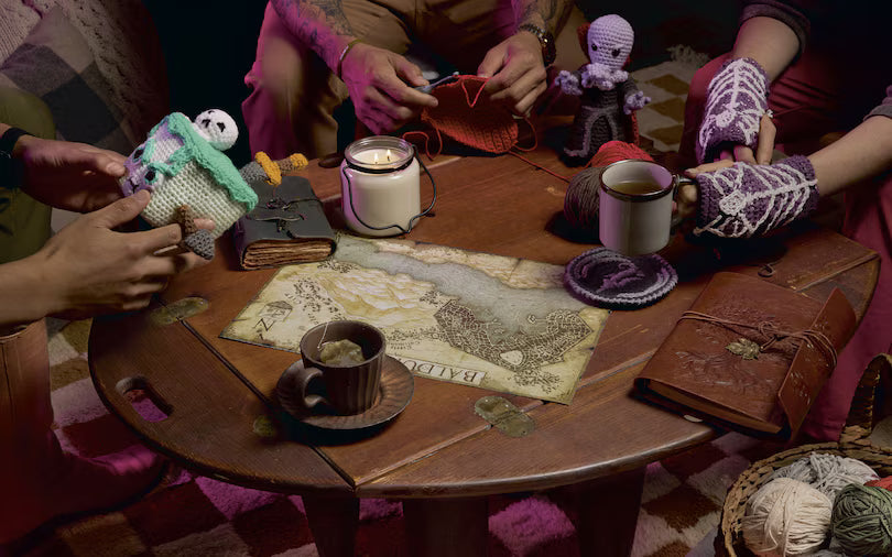 Dungeons & Dragons Crochet: A Book of Many Patterns HC