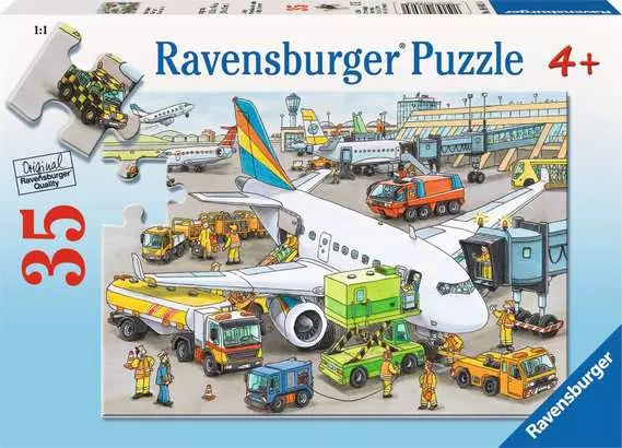 Busy Airport 35pcs